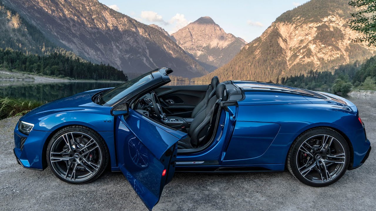Rent Audi R8 Spyder RWD Dubai