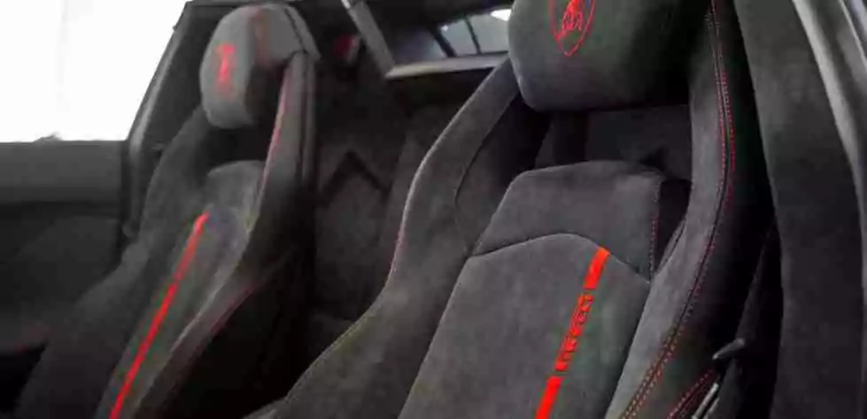 Lamborghini Aventador Pirelli Hire In Dubai 